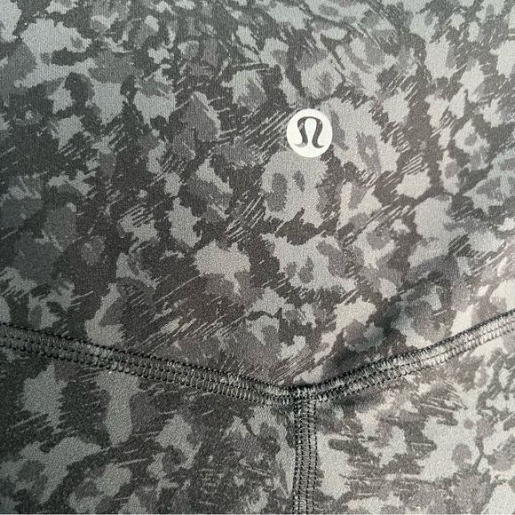 Lululemon Align Pant II 25" Wild Thing Camo Deep Coal Multi 2 - Picture 8 of 16